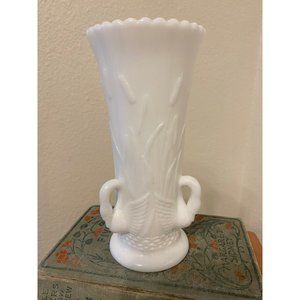 Vintage Westmoreland Milk Glass Vase Swan Cat Tails